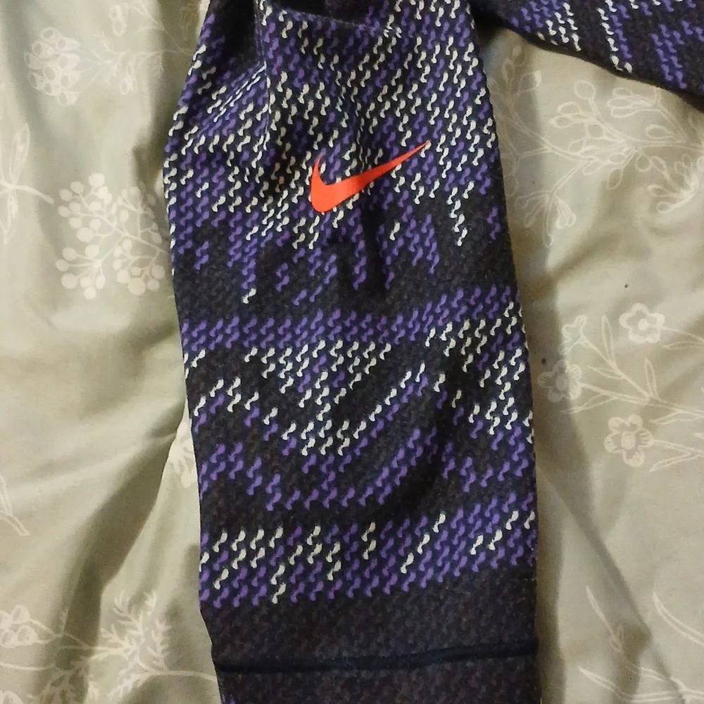 Nike Pro Purple And Black Woman's athletic Pants M